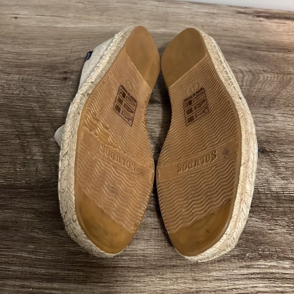 Soludos Cream and Navy Espadrilles - Picture 6 of 9
